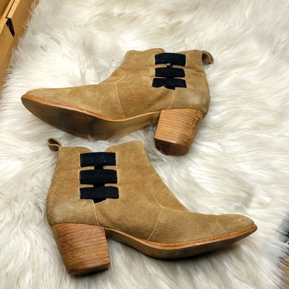Cynthia Vincent Brown Ankle Boots US 8